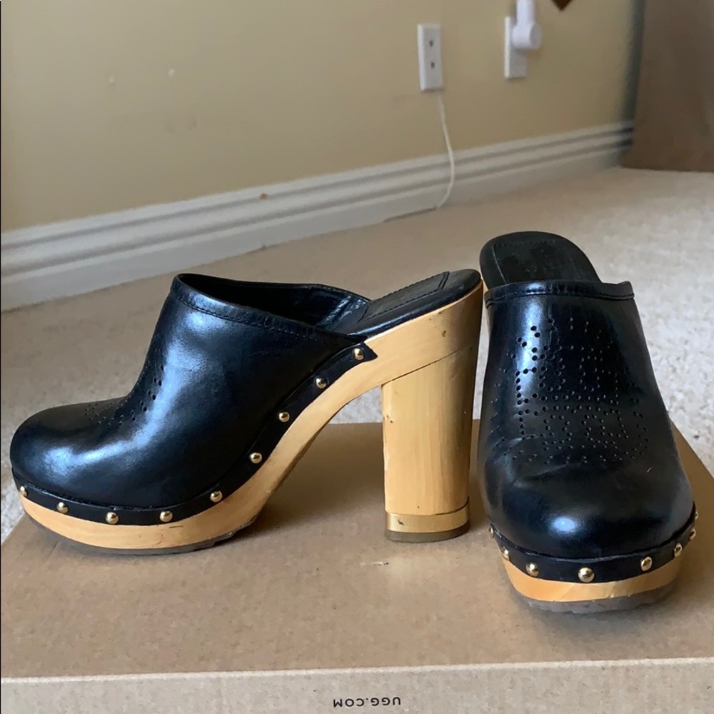 Tory Burch Clogs